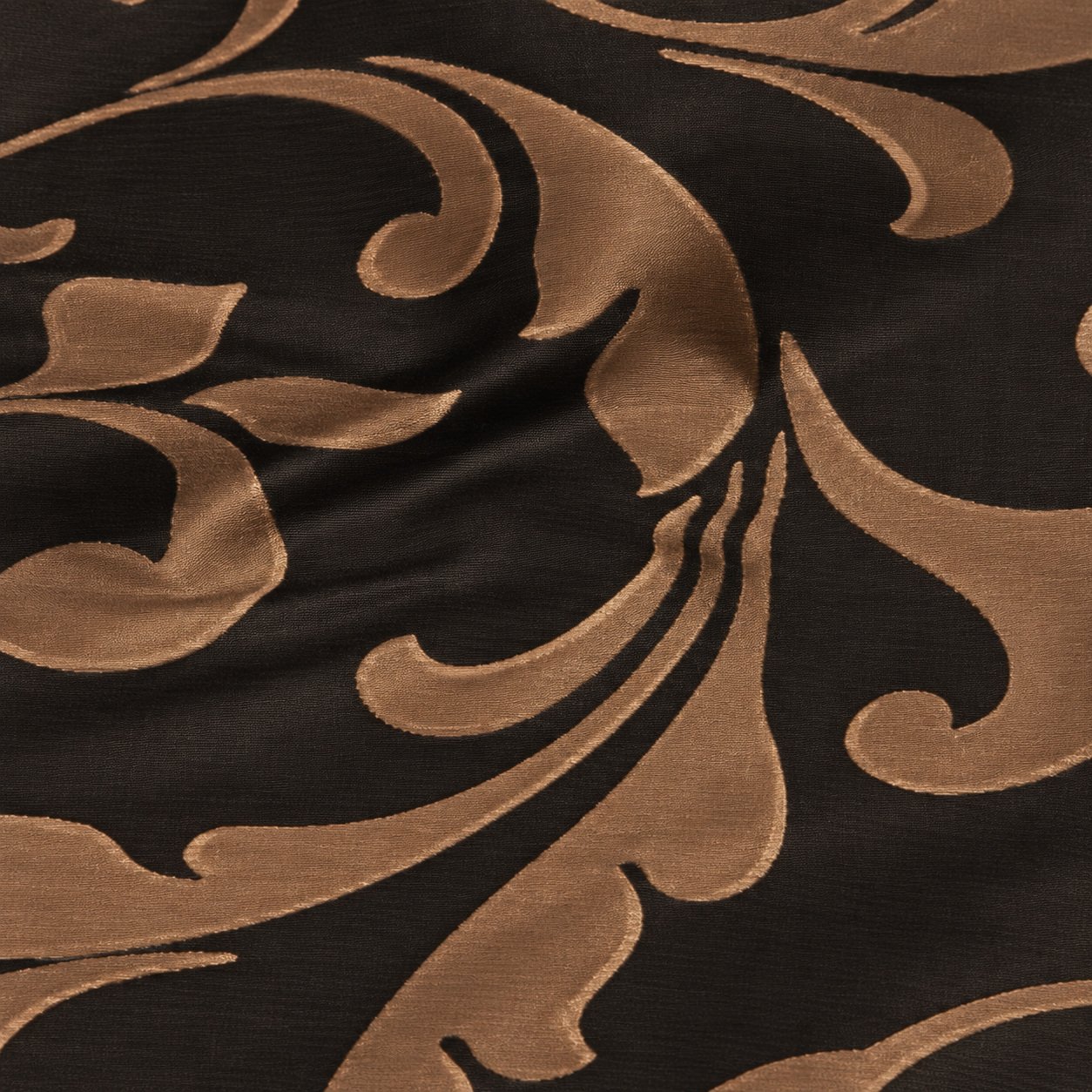 Laura Gold Linen
